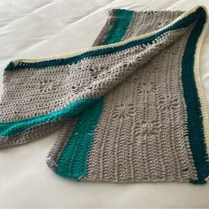 HANDMADE CROCHETED SHAWL in Gray and Teal